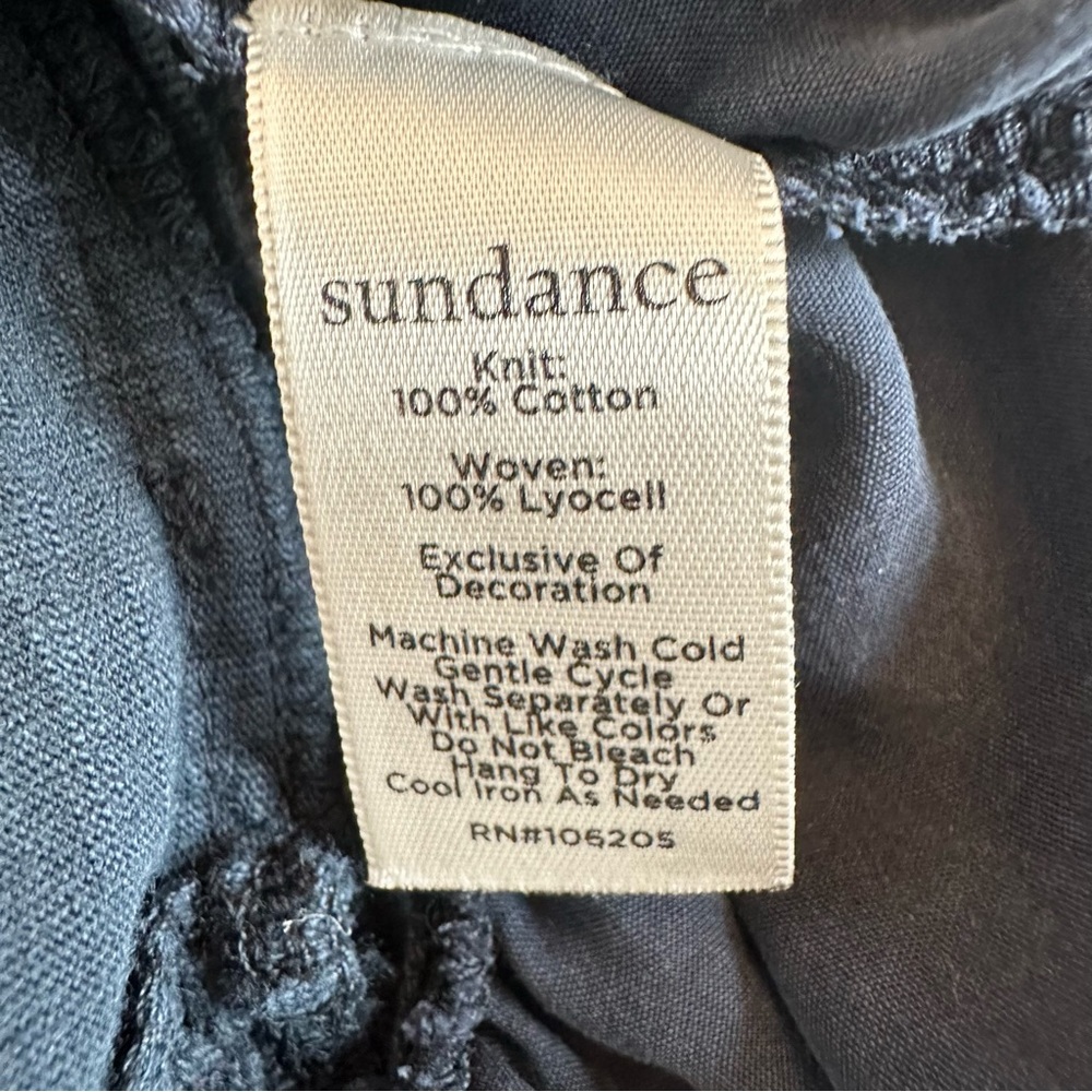 Sundance navy blue embroidered peasant style top size medium - Picture 6 of 13